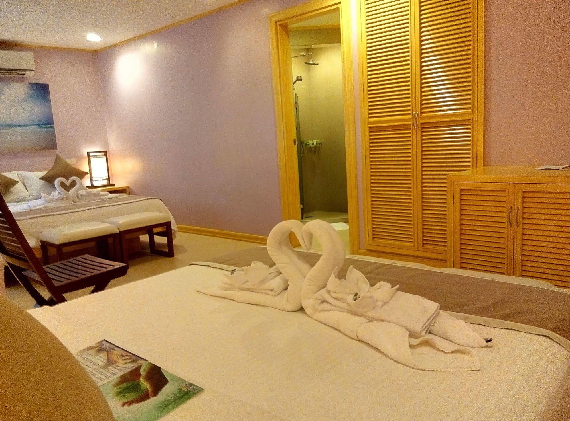 Shore Time Hotel Boracay Balabag  Exteriör bild